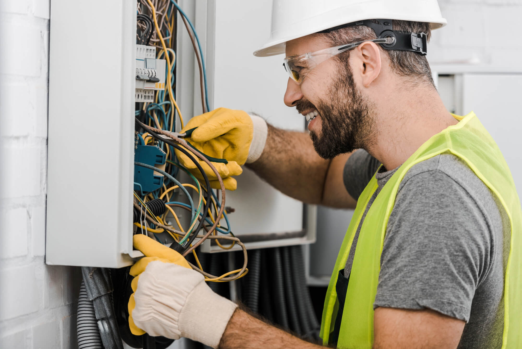 an Electrician in seattle